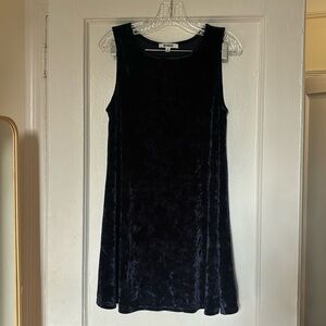 midnight blue crushed velvet shift dress